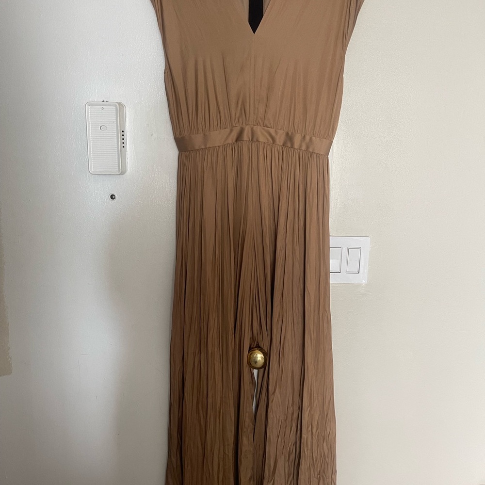Elie Tahari silky dressy jumpsuit. Like new
